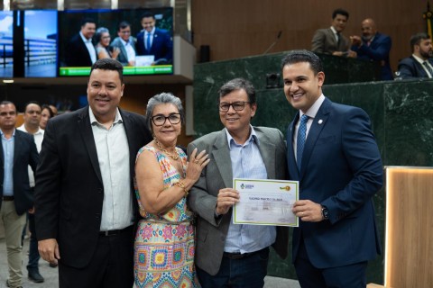 Vice-prefeito de Aragarças e chefe de gabinete são homenageados na ALEGO com comenda de destaque