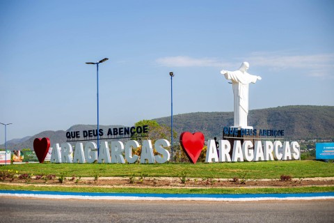 **Justiça absolve Prefeito Delegado Ricardo Galvão em Ação Popular em Aragarças