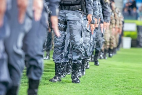 Comandante é detido por importunar mulheres; uma das vítimas é assessora da ALMT