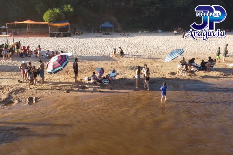 Praia do Bosque de Barra do Garças MT esta lhe esperando de braços aberto para temporada de praia de 2024
