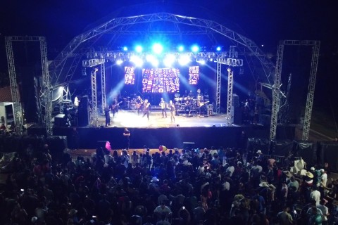 Show de Zé Ricardo e Thiago fecha com chave de ouro a comemoração da Festa do Aniversário de Bom Jardim de Goiás.