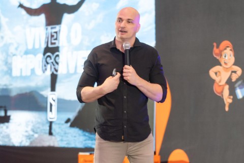 *João Saci chega a Aragarças com palestra-show que promete inspirar e transformar vidas*