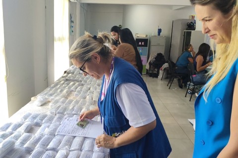*Governo Municipal de Aragarças entrede 635 óculos pelo Programa Goiás Social*  O Governo Municipal de Aragarças realiza, nesta quinta e sexta-feira, a entrega de óculos do Programa Goiás Social.