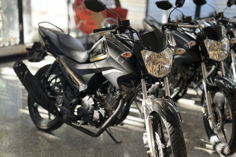 *Prefeitura realiza entrega oficial de motos 0km para ganhadores do “IPTU Premiado e Emplaca Barra 2024”* 🏡🚘🗳️🏍️✨